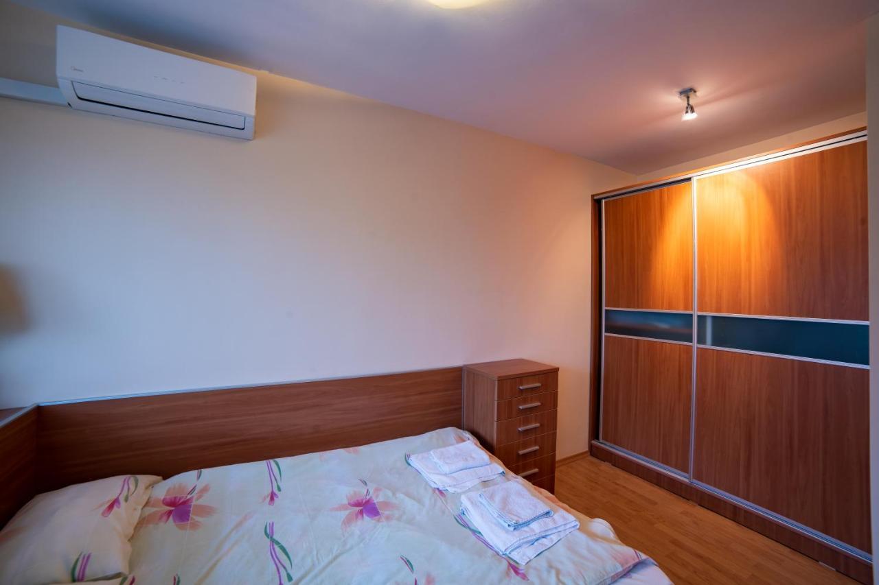 Maisonette Picadilly Warna Exterior foto